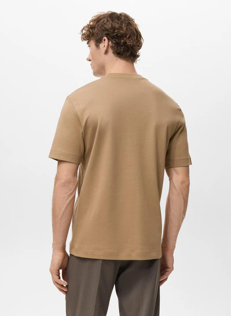Mango Man  Medium weight regular fit T-shirt for Men | Best Price UAE